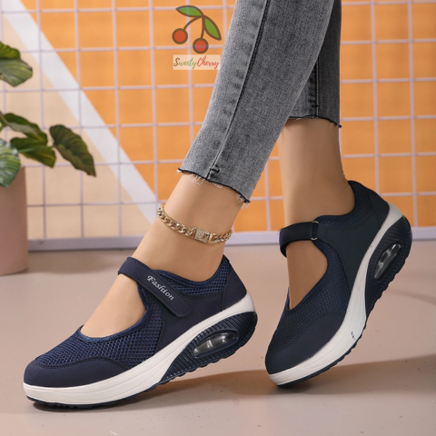 Women's stretchable breathable lightweight walking shoes