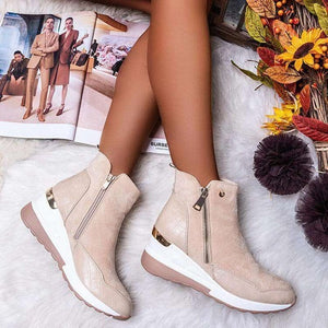 Women's high-heeled boots